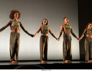 29 a2v. New York Cithy - Joyce Theater - Dave Parsons dance