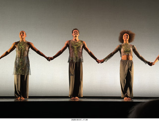 30 a2v. New York Cithy - Joyce Theater - Dave Parsons dance