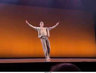 69 a2v. New York Cithy - Joyce Theater - Dave Parsons dance