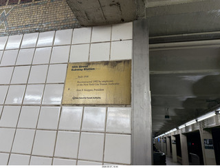 277 a2v. New York City - subway station