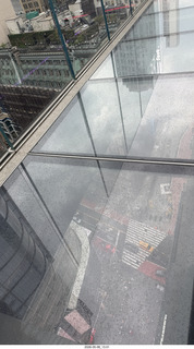 28 a2v. New York City - One Times Square glass floor
