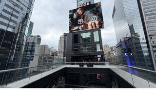 46 a2v. New York City - One Times Square