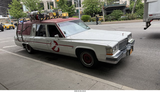 3 a2v. New York City - Ghostbusters car