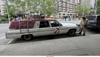 5 a2v. New York City - Ghostbusters car