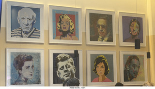 49 a2v. New York City - Carnegie Diner & Cafe - Andy Worhol wall