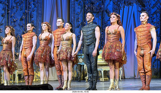 154 a2v. New York City Opera - La Traviata