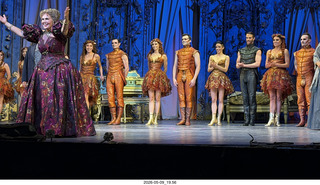 167 a2v. New York City Opera - La Traviata