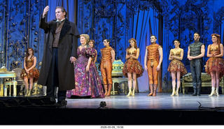 170 a2v. New York City Opera - La Traviata