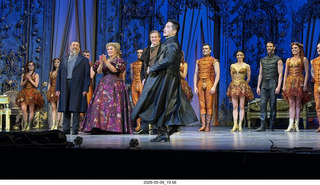 172 a2v. New York City Opera - La Traviata