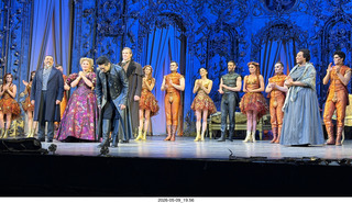 175 a2v. New York City Opera - La Traviata