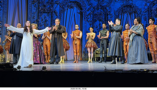 178 a2v. New York City Opera - La Traviata
