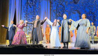 184 a2v. New York City Opera - La Traviata