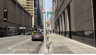 4 a2v. New York City - 6 1/2 Avenue