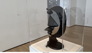 92 a2v. New York City - MoMA