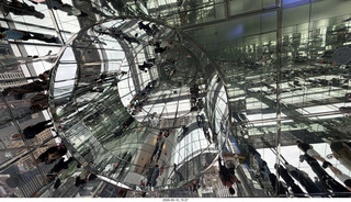 268 a2v. New York City - Summit, One Vanderbilt - mirrors