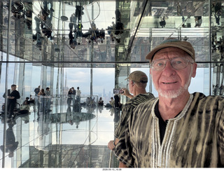 332 a2v. New York City - Summit, One Vanderbilt - mirrors + Adam