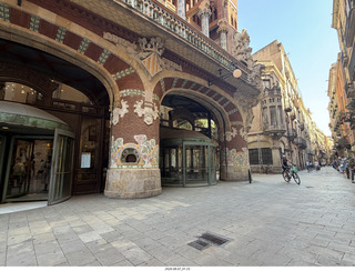 27 a2y. Spain - Barcelona - Born neighborhood