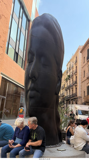 35 a2y. Spain - Barcelona - Born neighborhood - flat-face sculpture