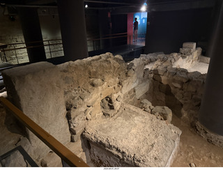 150 a2y. Spain - Barcelona - old Roman-Empire underground ruins