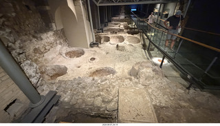 171 a2y. Spain - Barcelona - old Roman-Empire underground ruins