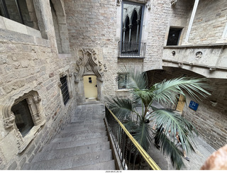 422 a2y. Spain - Barcelona - Born neighborhood - Picasso Museum - doorway
