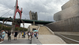 290 a2y. Spain - Bilbao - Guggenheim Museum - outside - bridge