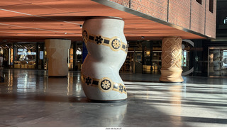 8 a2y. Spain - Bilbao - walking tour - famous columns in different styles