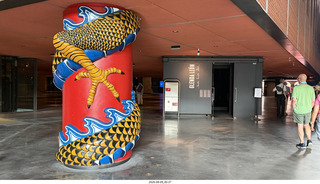 11 a2y. Spain - Bilbao - walking tour - famous columns in different styles