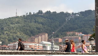 37 a2y. Spain - Bilbao - walking tour - funicular