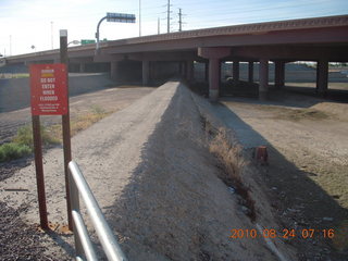 run along dirt road around Hayden on Tempe Town Lake (where it used to be)