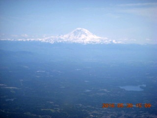 aerial - Mount Ranier (I think)